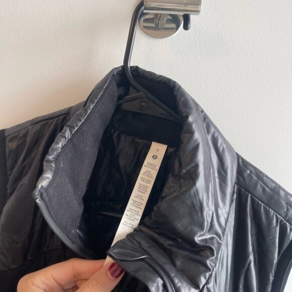 Lululemon Down for it All Black Puffer Vest - Picture 6 of 8